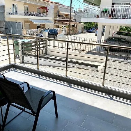 Lux Nea Kallikratia شقة