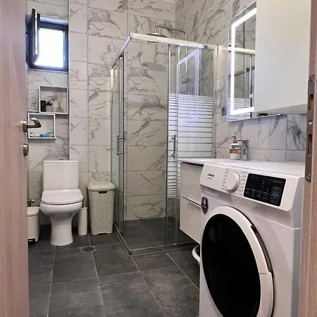 Lux Nea Kallikratia * Nea Kallikrateia